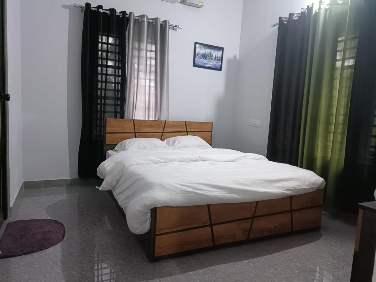 Wayanad Vista Service Apartment Exteriör bild